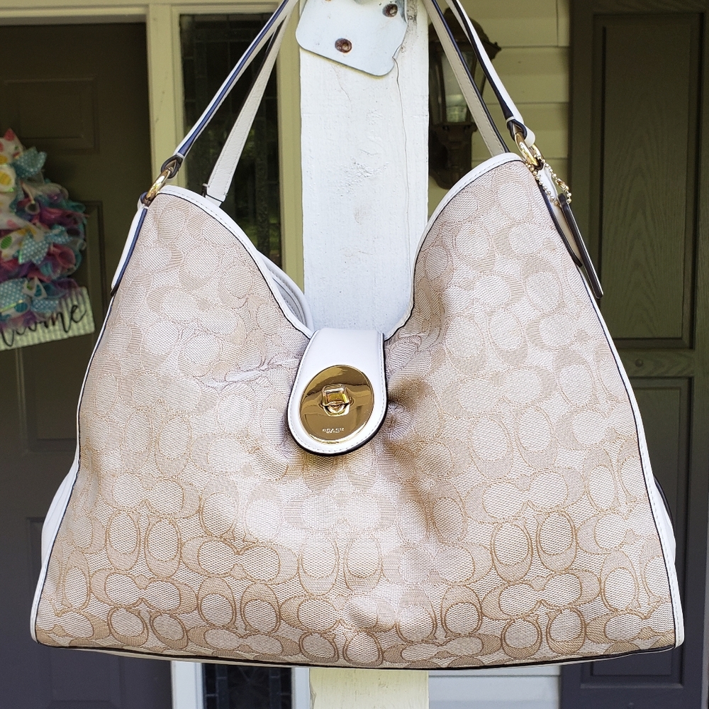 Coach Carlyle Signature Chalk Khaki
